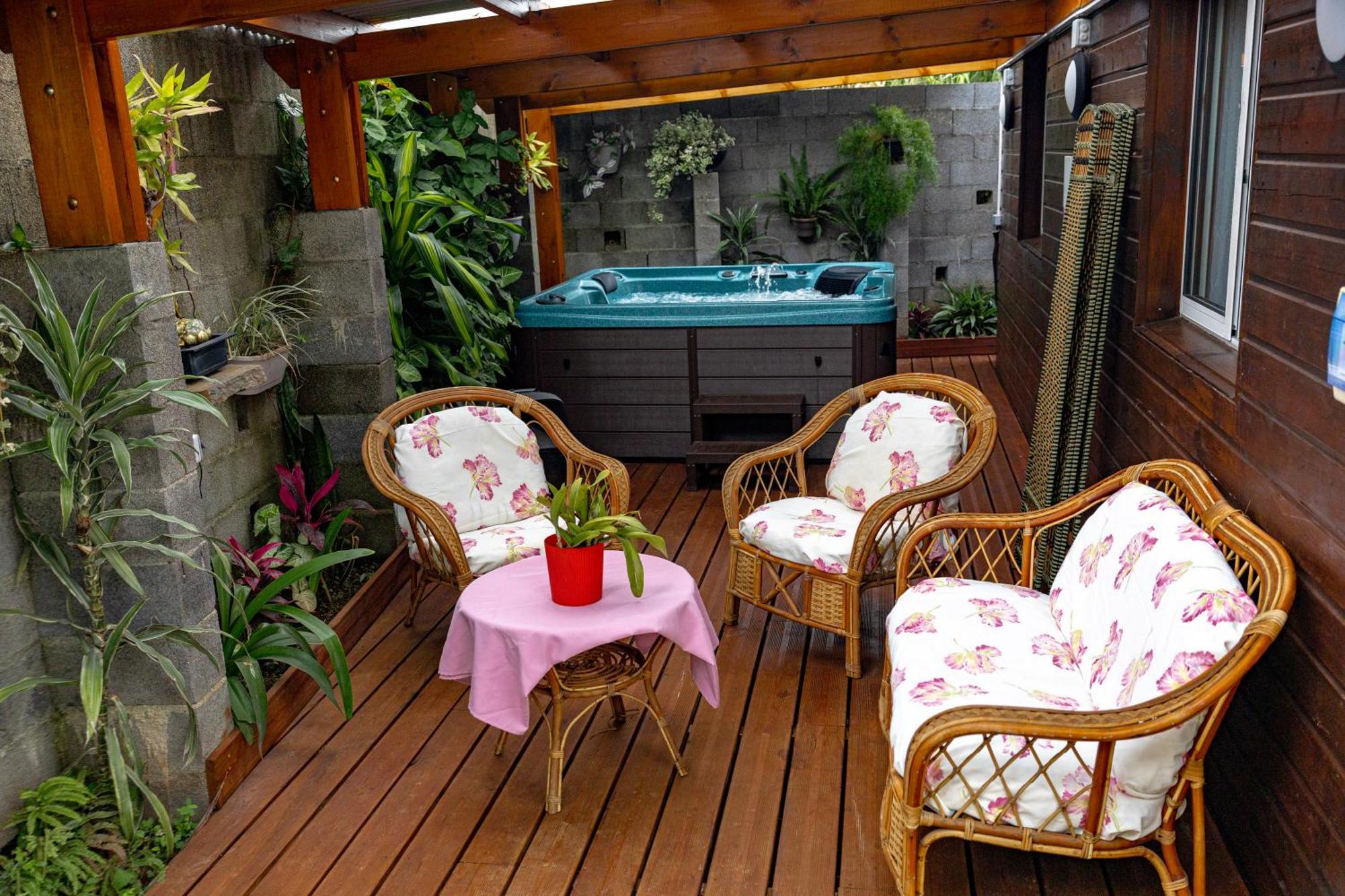 Le Muguet Sauvage Villa เลอ ตอมปง ภายนอก รูปภาพ