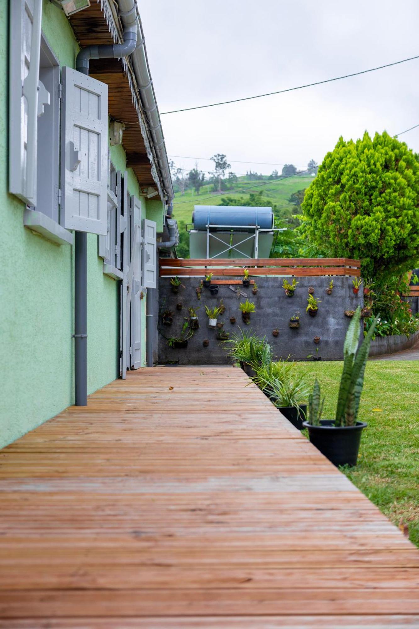 Le Muguet Sauvage Villa เลอ ตอมปง ภายนอก รูปภาพ